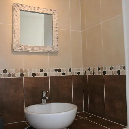 Prázdninový dům Villa In Plan-De-La-Tour With Pool & Vineyard Views *